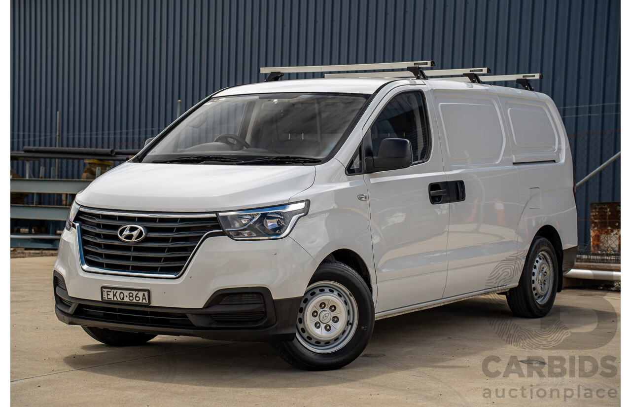 10/2020 Hyundai i-Load 3S TWIN SWING TQ4 MY21 4D Van Creamy White Turbo Diesel 2.5L