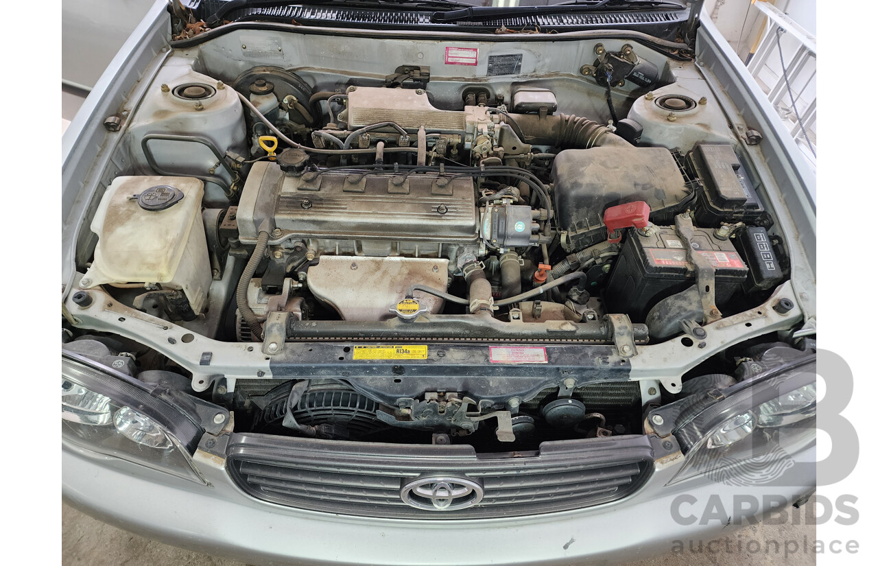 8/2000 Toyota Corolla Ascent AE112R 4d Sedan Silver 1.8L