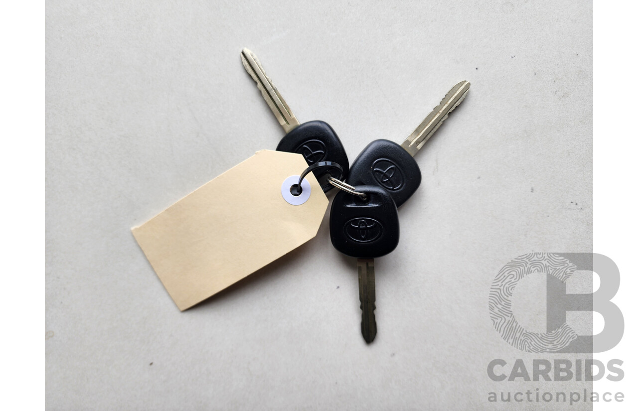 8/2000 Toyota Corolla Ascent AE112R 4d Sedan Silver 1.8L