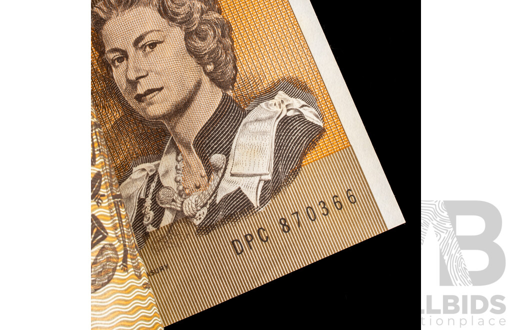 One Hundred Consecutive Australian 1982 UNC One Dollar Notes, Johnson/Stone R78, DPC 870266 - DPC 870366
