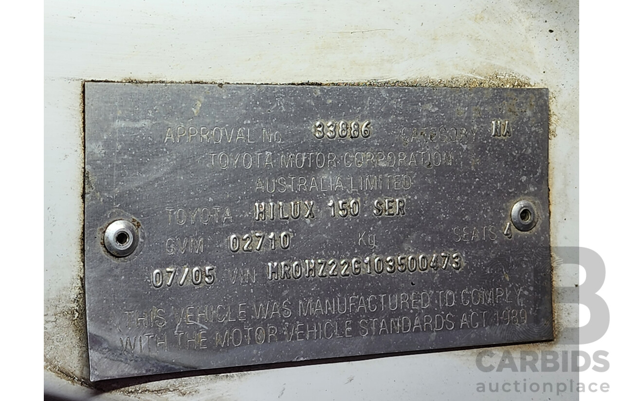 7/2005 Toyota Hilux SR (4x4) KUN26R X Cab C/Chas White 3.0L