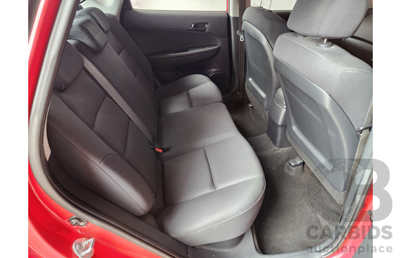 3/2010 Hyundai i30 SX FD MY10 5d Hatchback Red 2.0L