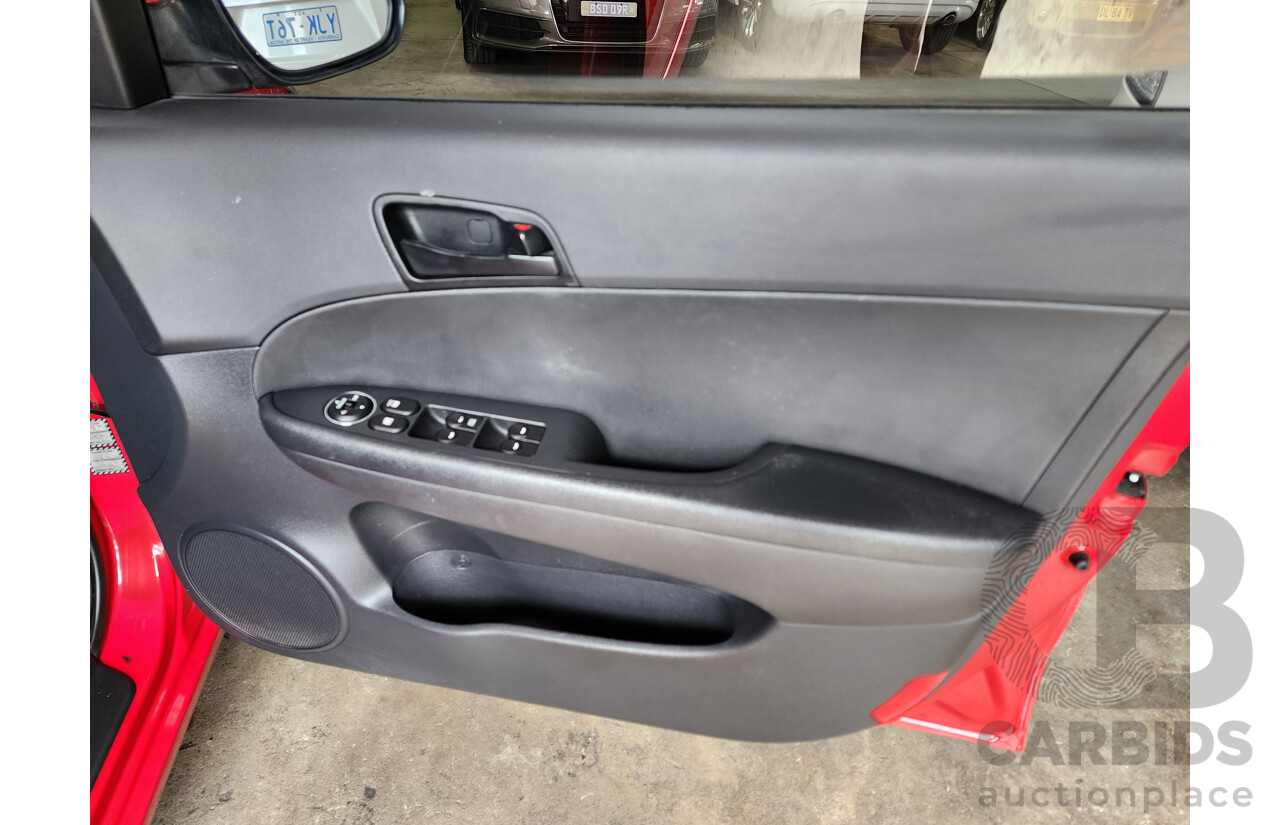 3/2010 Hyundai i30 SX FD MY10 5d Hatchback Red 2.0L