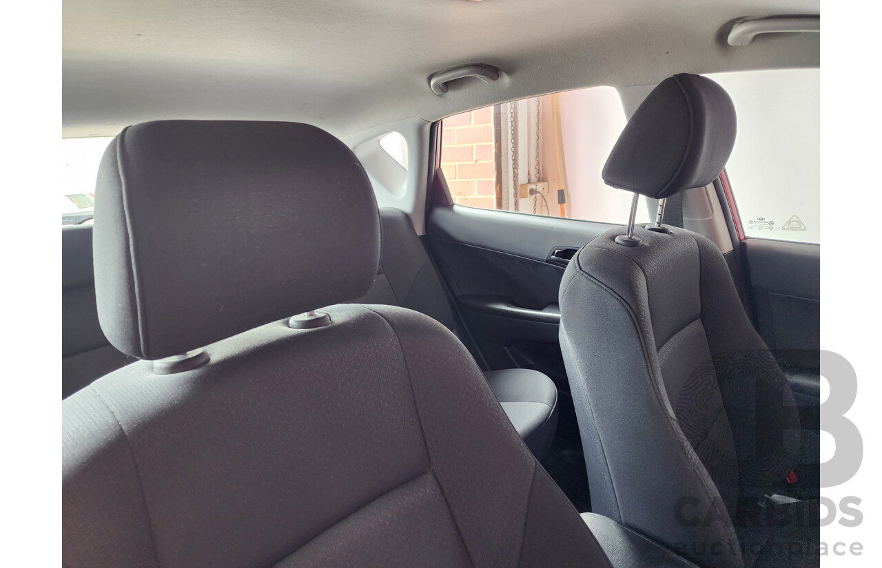 3/2010 Hyundai i30 SX FD MY10 5d Hatchback Red 2.0L