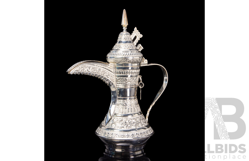 Omani Silver Mace and Rosewater Sprinkler in Presentation Case