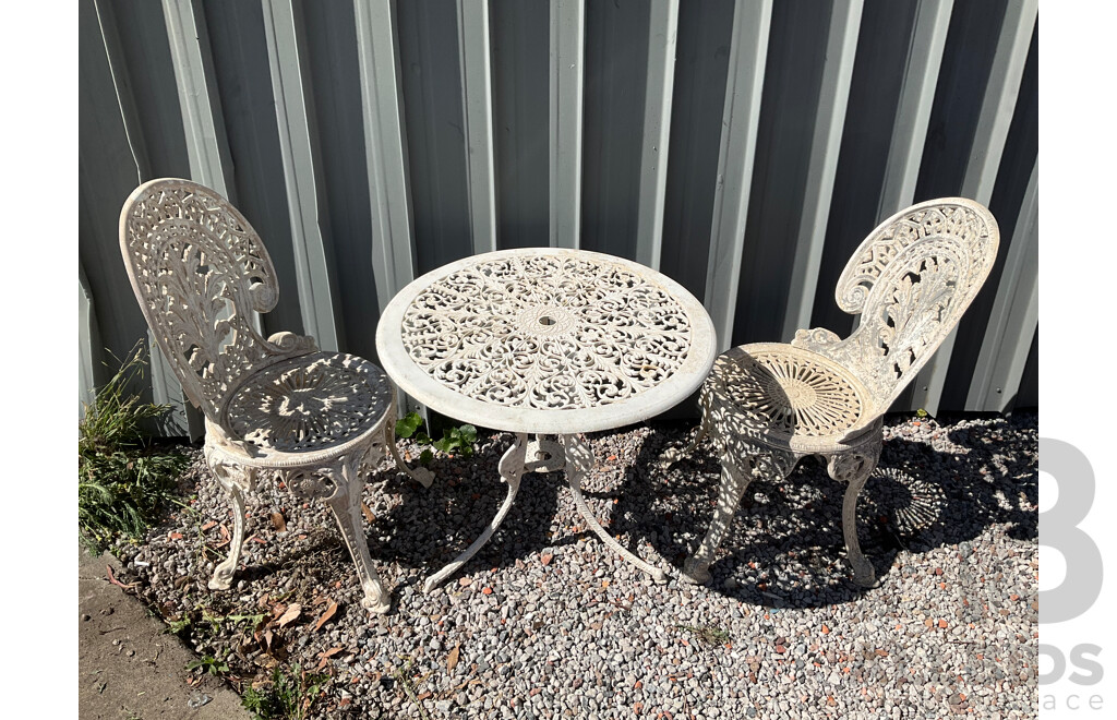 Vintage 3 Piece Lacework Patio Set