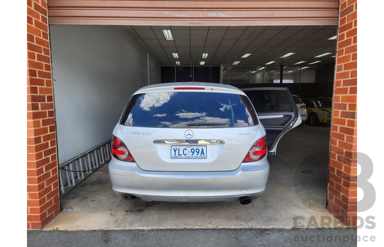 1/2006 Mercedes-Benz R 320 CDI (awd) 251 4d Wagon Silver 3.0L