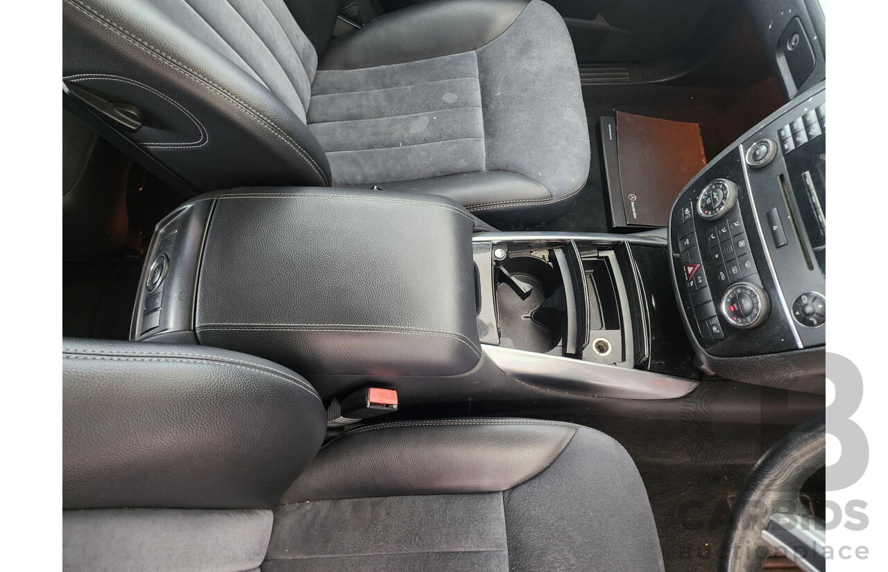 1/2006 Mercedes-Benz R 320 CDI (awd) 251 4d Wagon Silver 3.0L