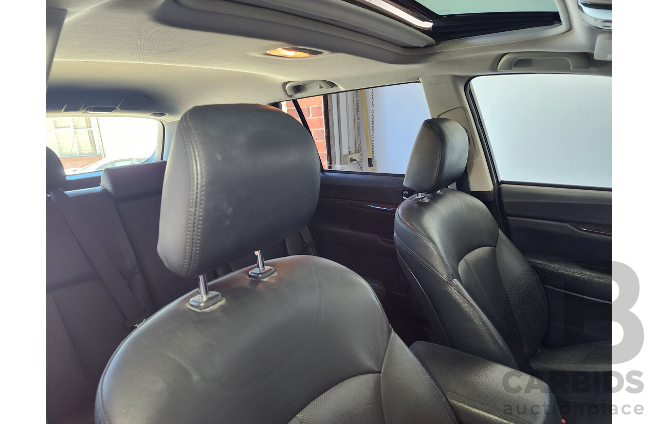 12/2011 Subaru Outback 3.6R Premium MY11 4d Wagon White 3.6L