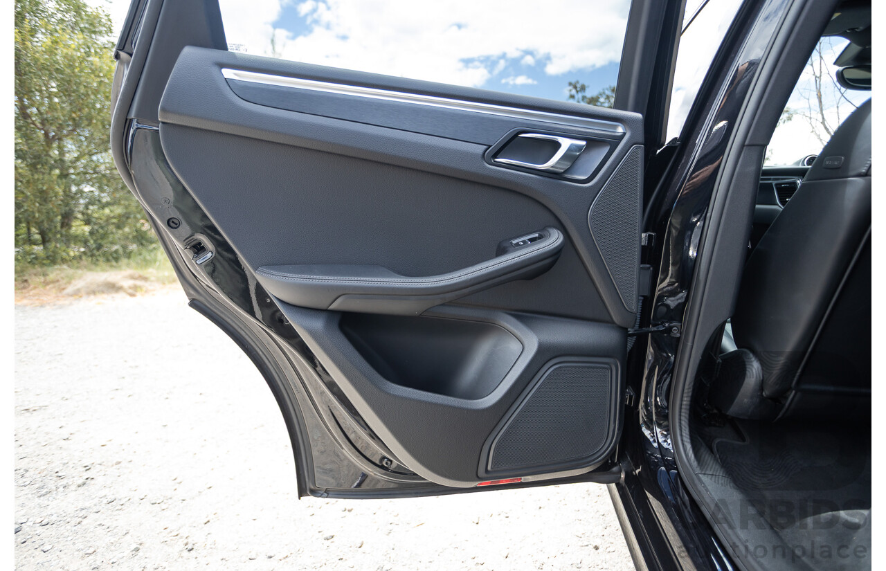 9/2016 Porsche Macan GTS (AWD) 95B MY16 4d Wagon Jet Black Metallic Twin Turbo V6 3.0L - Statutory Write Off