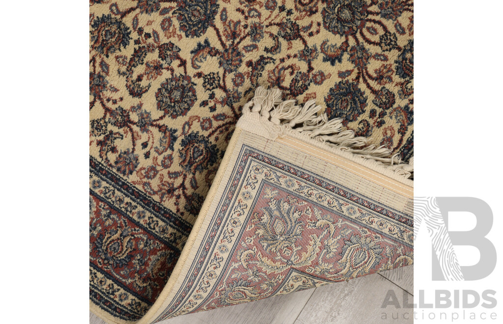 Machine Made Kashan Woolle Rug