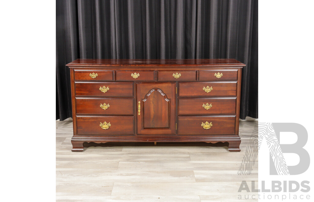Mahogany Eight Drawer Dresser Ait Cingle Cabinet Door by Kincaid Furniture for La-Z-Boy