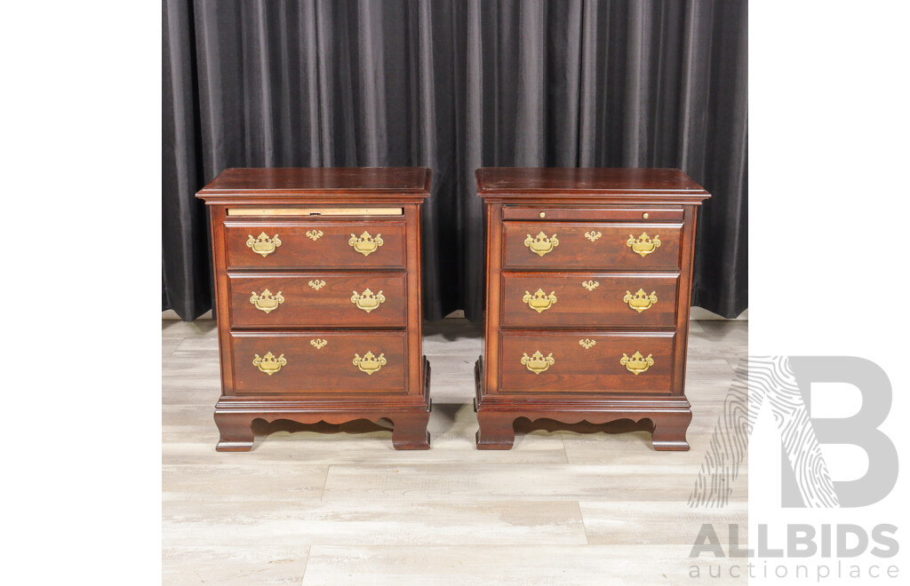 Pair of Three Drawer Bedside Chests by Kincaid Furniture for La-Z-Boy