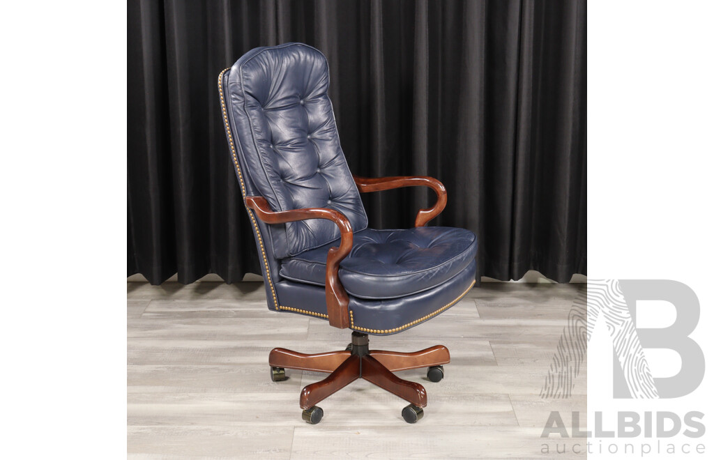 Buttoned Back Leather Desk Chair by Sligh Furniture