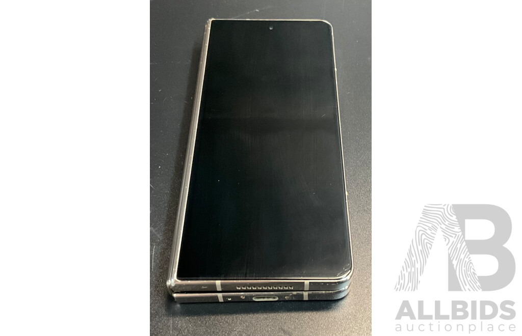 Samsung Galaxy Z Fold 4 512GB (SM-F936B) - Beige