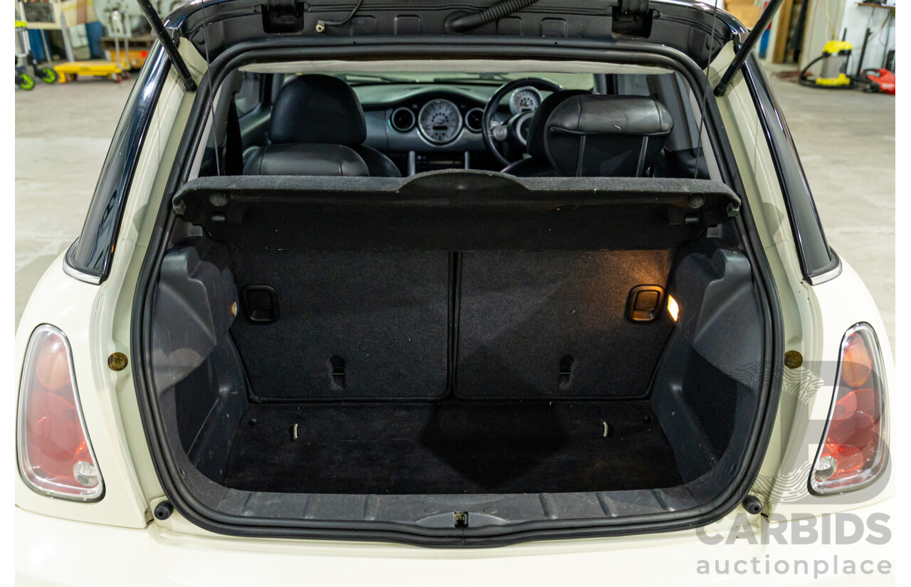 1/2005 Mini Cooper R50 2d Hatchback Pepper White 1.6L