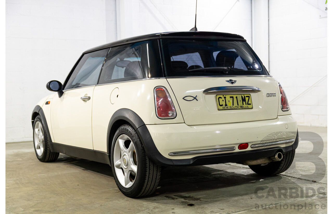 1/2005 Mini Cooper R50 2d Hatchback Pepper White 1.6L