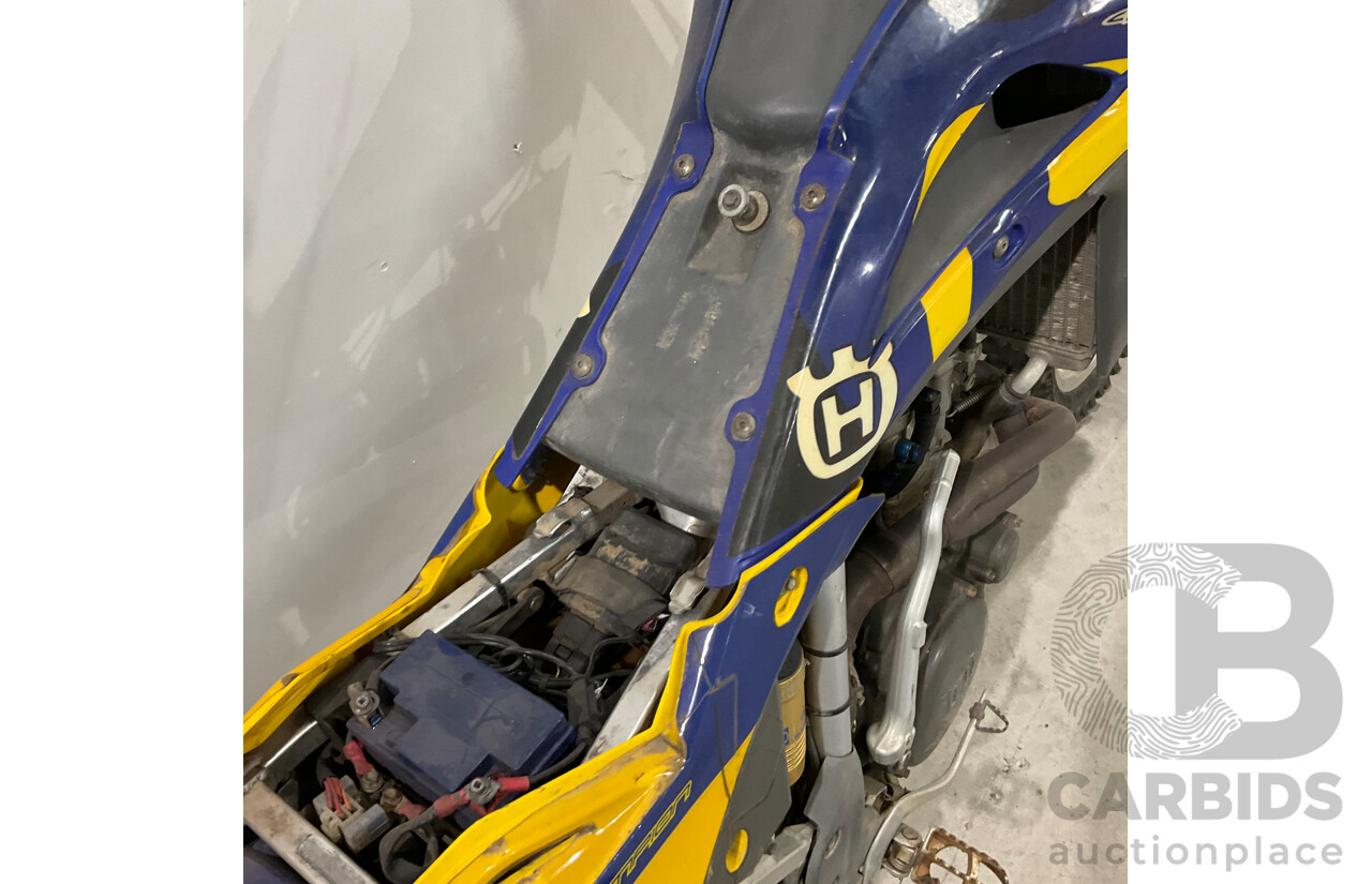 2005 Husqvarna Dirt Bike