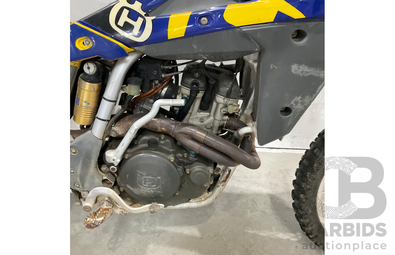 2005 Husqvarna Dirt Bike