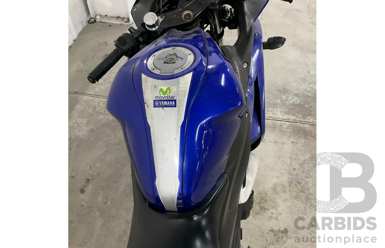 2016 YAMAHA YZF-R3 MOTOR CYCLE - BLUE