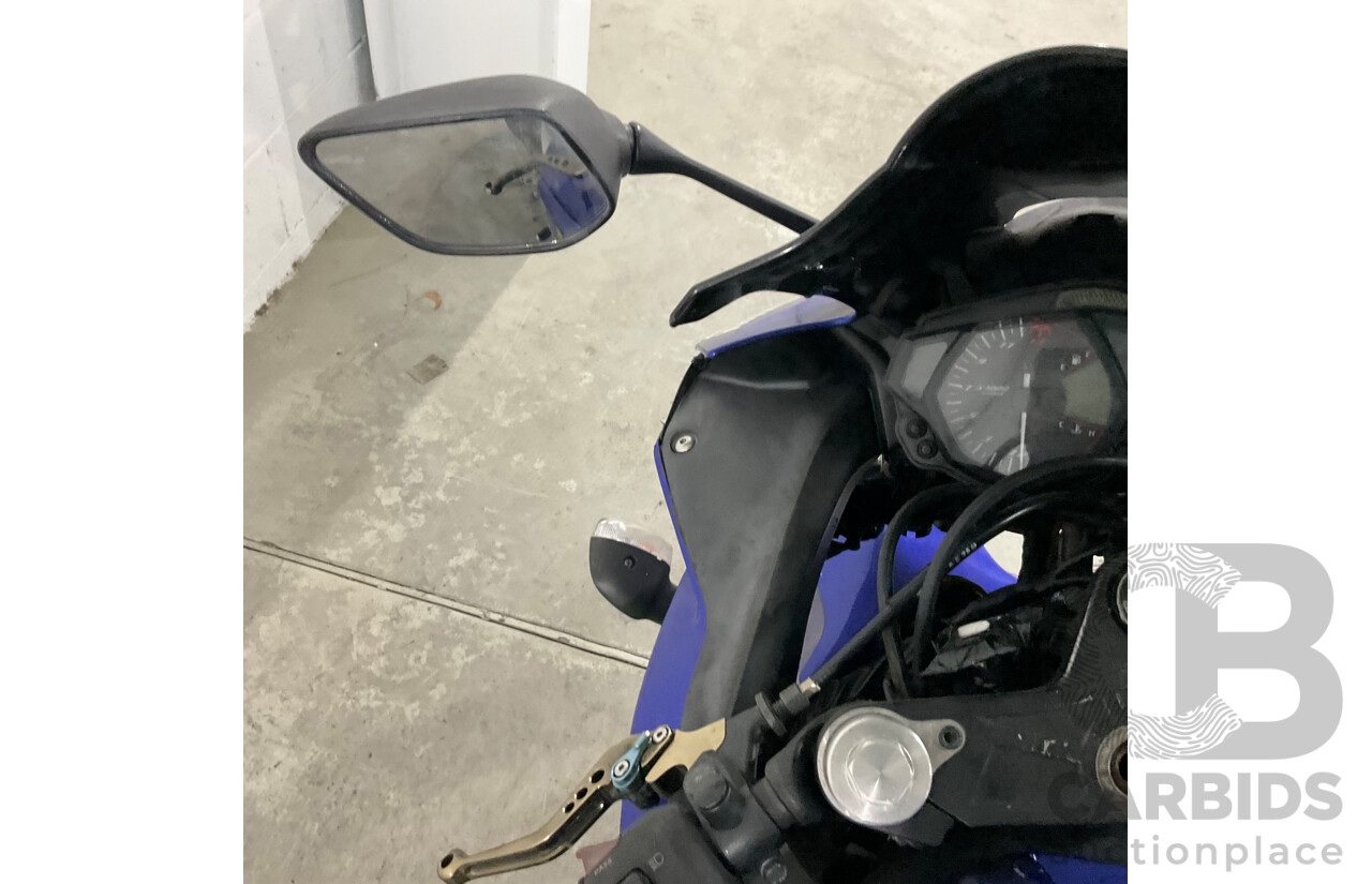 2016 YAMAHA YZF-R3 MOTOR CYCLE - BLUE