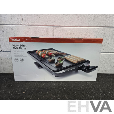 Assorted Houshold Items Including ANKO 1.7l Kettle and Non-stick Grill Plate