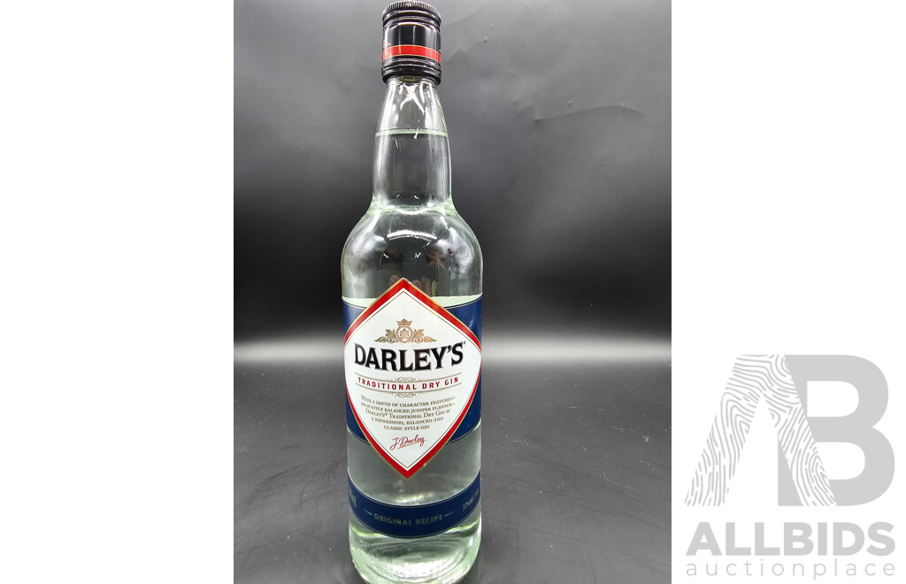 Darleys Dry Gin 700ml and Tamova Vodka 700ml