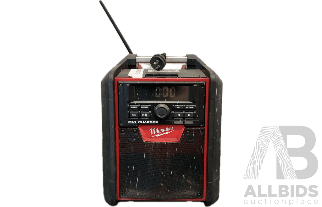 MILWAUKEE M18 Jobsite Radio/Charger (M18 RC)