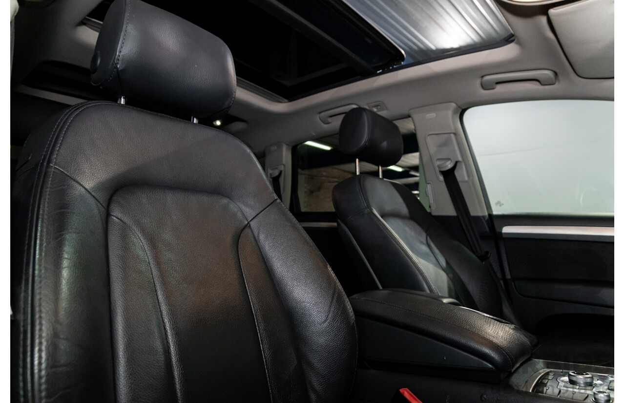 5/2013 Audi Q7 3.0 TDI Quattro MY13 4d Wagon Carrara White Turbo Diesel V6 3.0L - 7 Seater