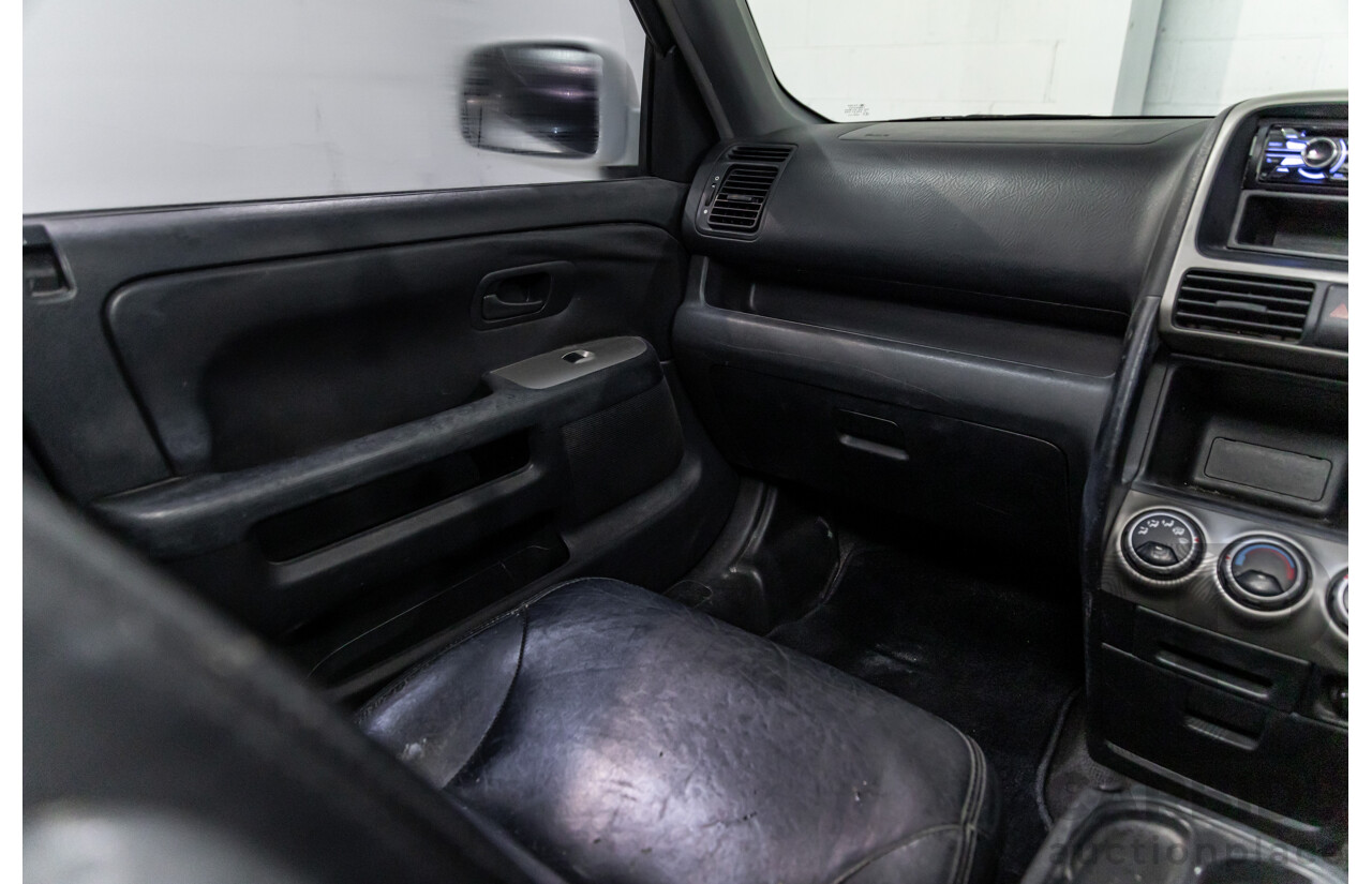 8/2002 Honda CR-V (4x4) MY02 4d Wagon Taffeta White 2.4L