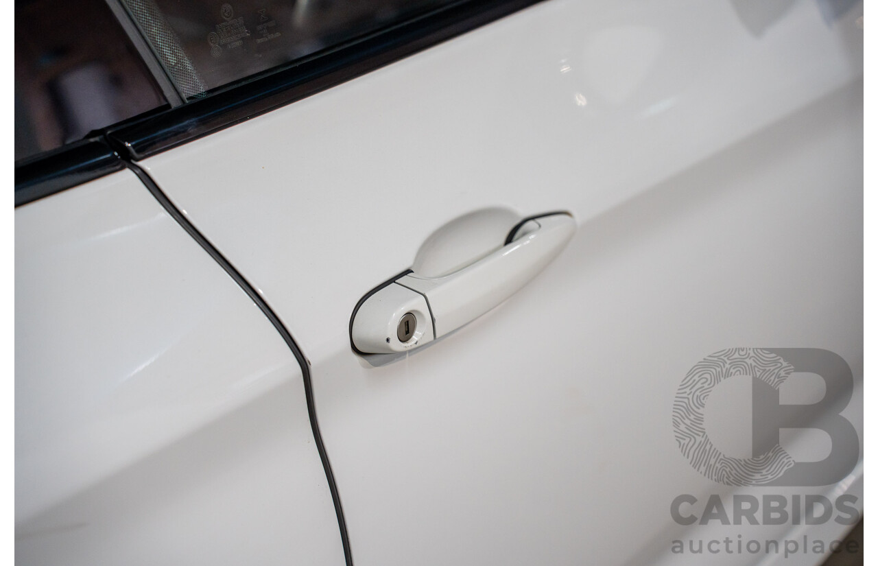 9/2014 BMW 328i Gran Turismo Sport F34 MY15 4d Coupe Alpine White Turbo 2.0L