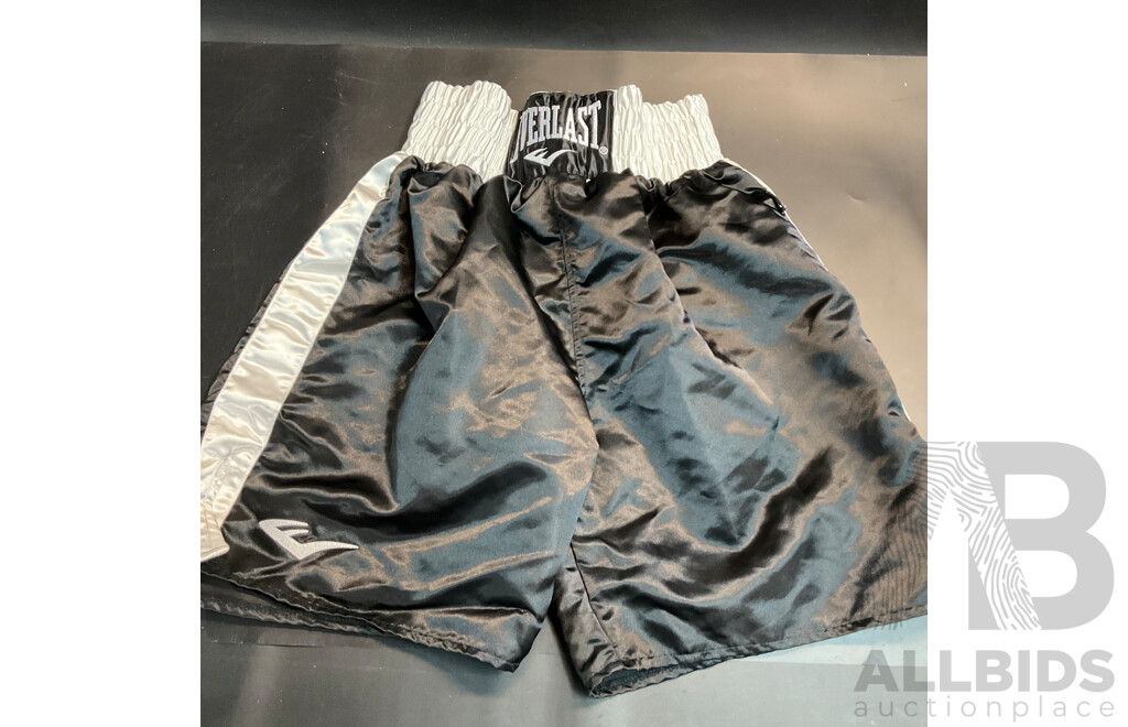 Adidas Boxing Shoes Size US12 & Assorted Boxing Equipment & Personal Gym Items