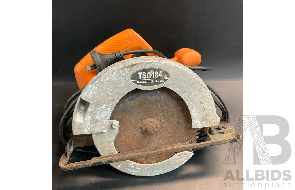 Assorted Corded Electric Tools Included 184mm Circular Saw, Sander and More - Lot of Five