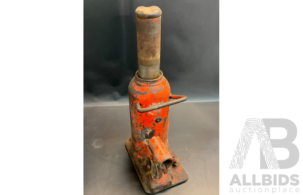 Vintage Skil 297 Rounter & Two Hydraulic Hand Jack & Four Grinding Wheels