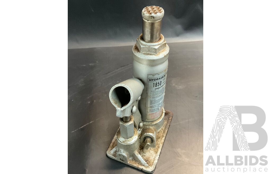 Vintage Skil 297 Rounter & Two Hydraulic Hand Jack & Four Grinding Wheels