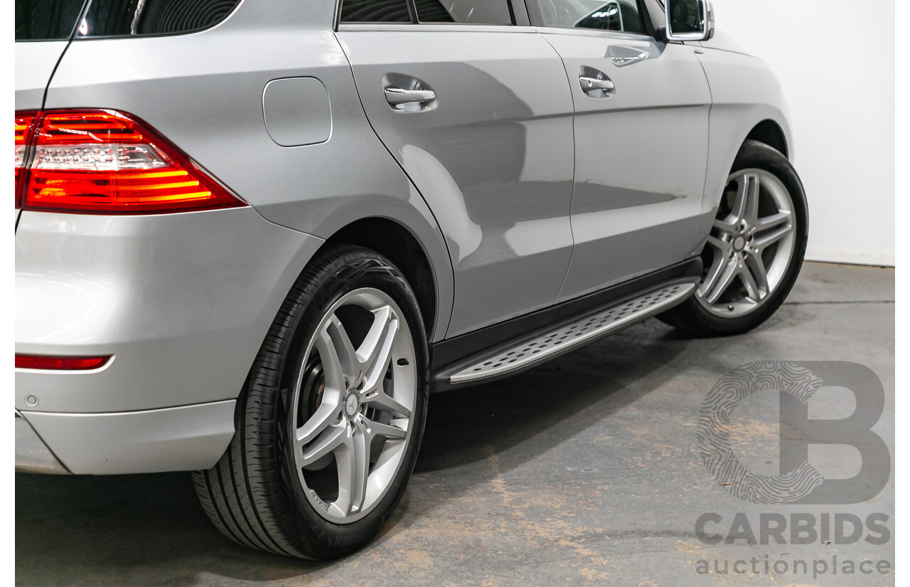 3/2014 Mercedes Benz ML 400 (4x4) AMG Sports Pack 166 MY14 4d Wagon Iridium Silver Metallic Twin Turbo V6 3.0L