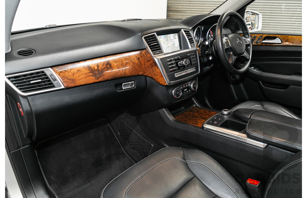 3/2014 Mercedes Benz ML 400 (4x4) AMG Sports Pack 166 MY14 4d Wagon Iridium Silver Metallic Twin Turbo V6 3.0L