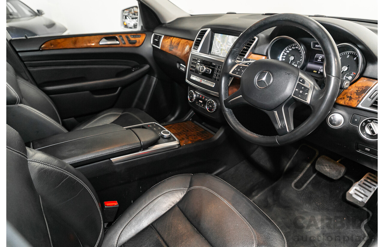 3/2014 Mercedes Benz ML 400 (4x4) AMG Sports Pack 166 MY14 4d Wagon Iridium Silver Metallic Twin Turbo V6 3.0L