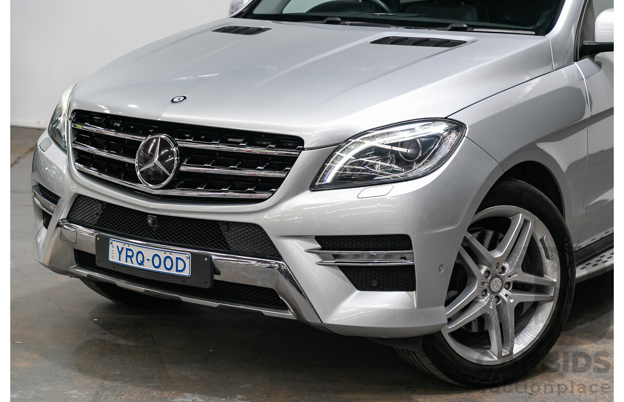 3/2014 Mercedes Benz ML 400 (4x4) AMG Sports Pack 166 MY14 4d Wagon Iridium Silver Metallic Twin Turbo V6 3.0L