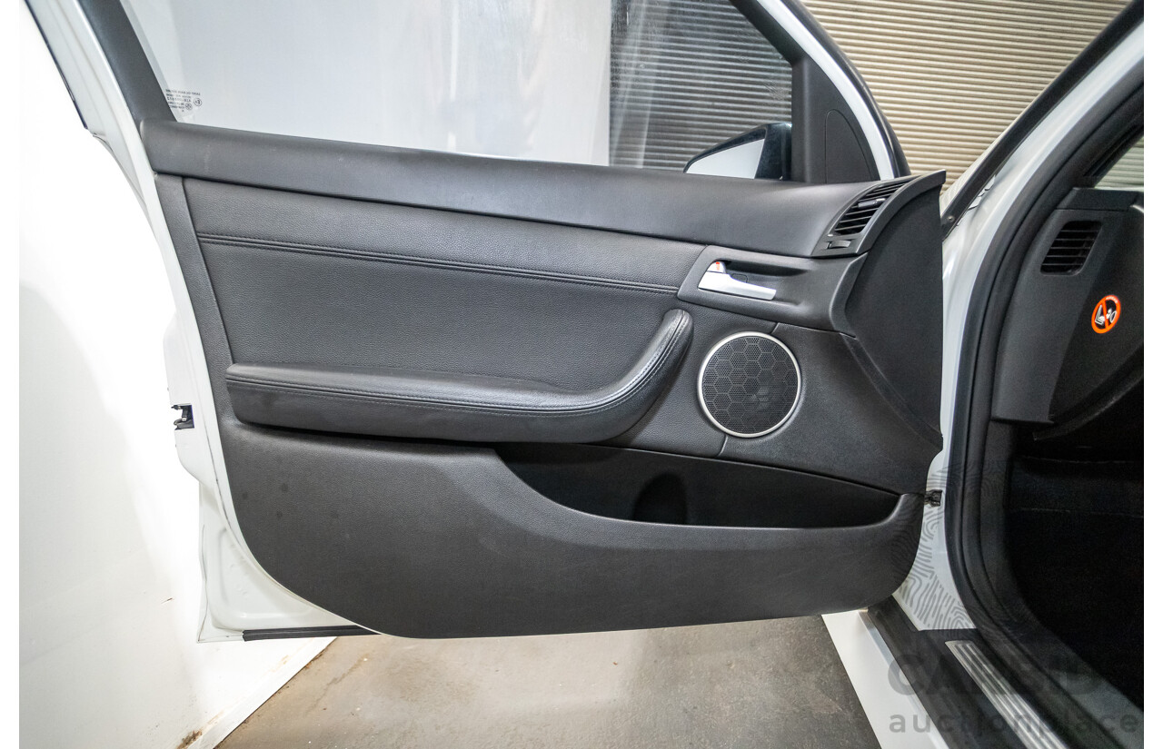 1/2007 Holden Commodore SS VE 4D Sedan Heron White 6.0L - V8