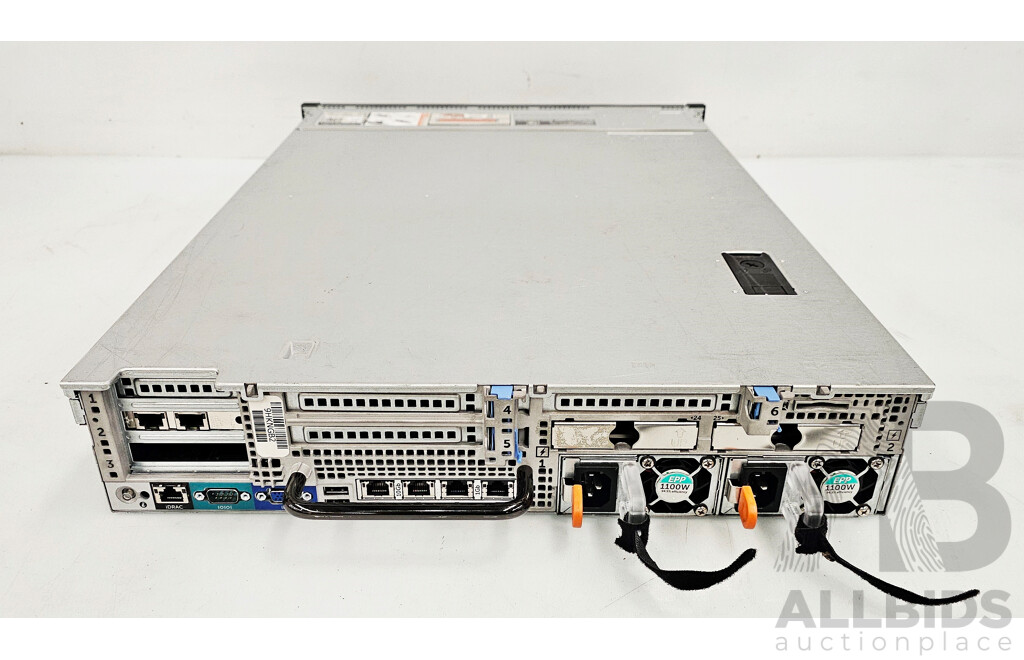 Dell PowerEdge R730xd Intel Xeon (E5-2660 V3) 2.60GHz-3.30GHz 10-Core CPU 2RU Server W/ 256GB DDR4