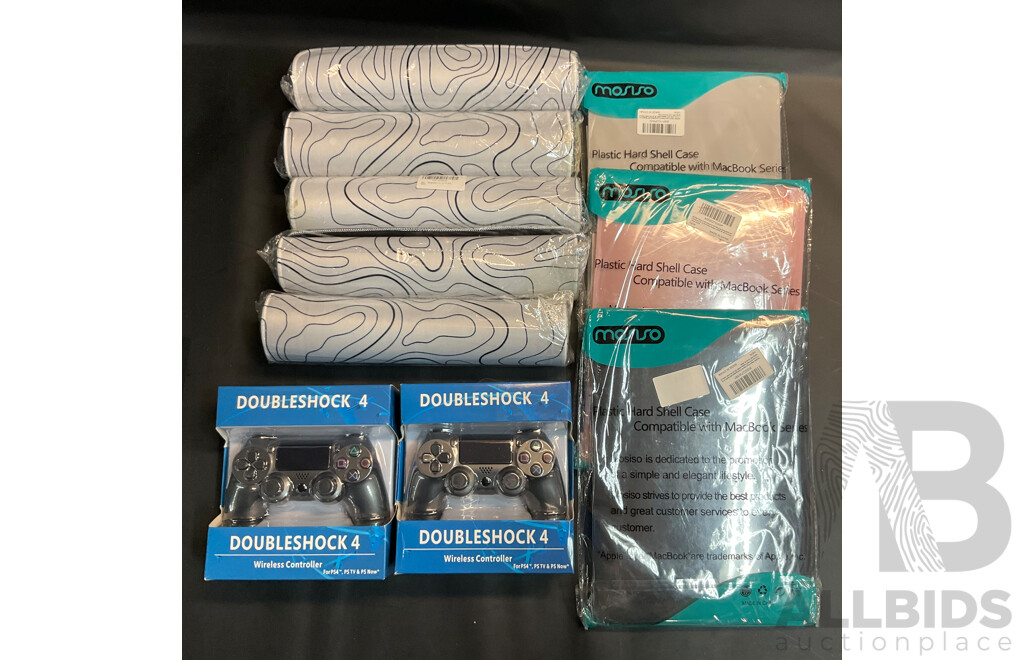 Doubleshock 4 Wireless Controller for PS4 2x & Mouse Pad Topographic 80x30cm X5 & Hard Shell Case for 13'' Mac Book X3