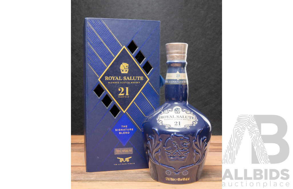 Royal Salute Blended Scotch Whisky Signature Blend in Presentation Box