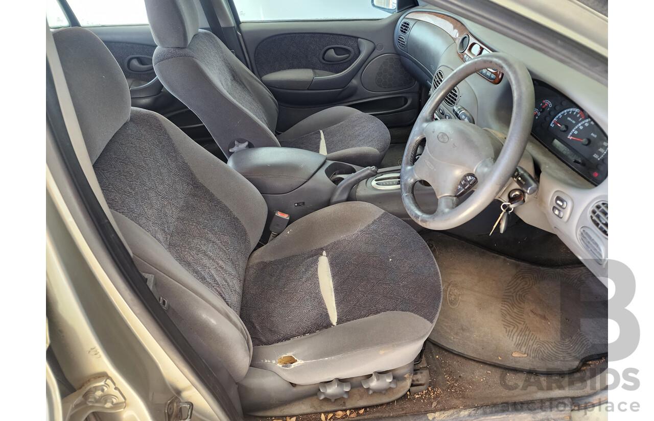 1/2001 Ford Fairmont  AUII 4d Wagon Gold 4.0L