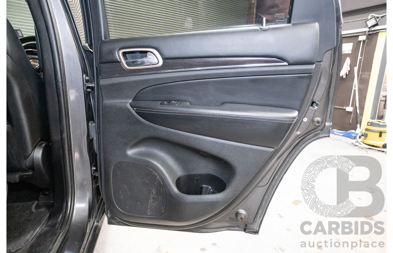 11/2016 Jeep Grand Cherokee Overland (4x4) WK MY15 4D Wagon Granite Crystal Metallic 3.6L V6