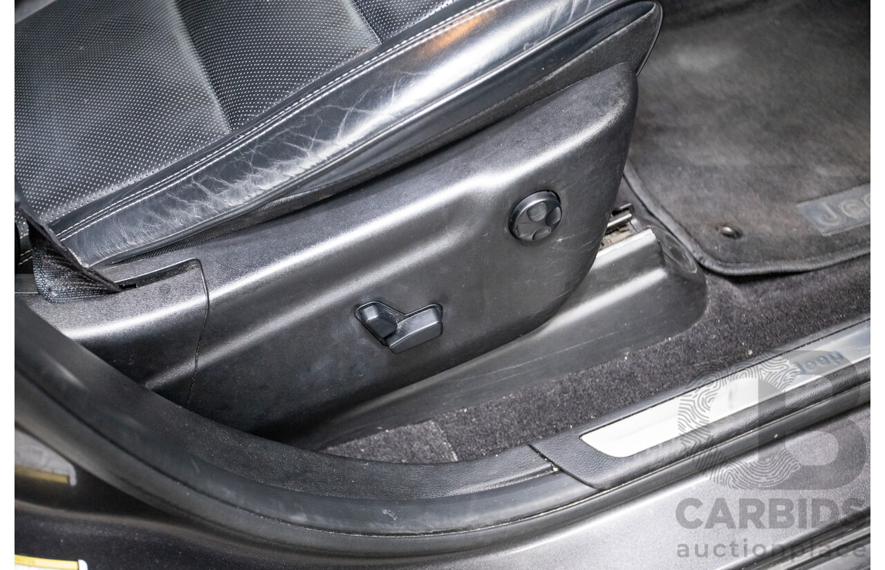 11/2016 Jeep Grand Cherokee Overland (4x4) WK MY15 4D Wagon Granite Crystal Metallic 3.6L V6