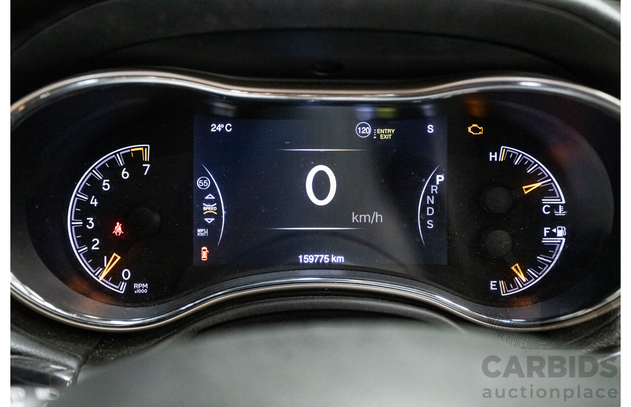 11/2016 Jeep Grand Cherokee Overland (4x4) WK MY15 4D Wagon Granite Crystal Metallic 3.6L V6