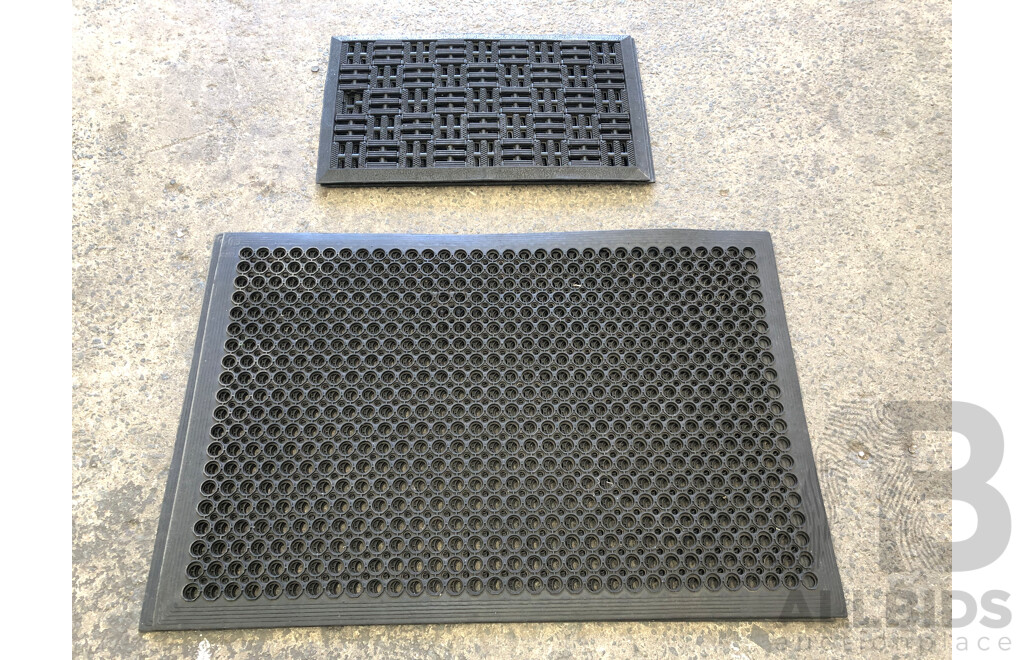 Anti Fatigue Rubber Floor Mats - Lot of Five