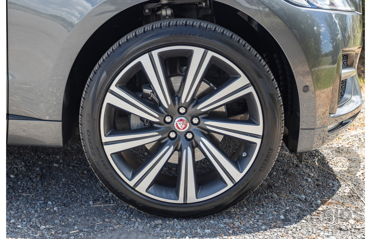 7/2016 Jaguar F-Pace 35t R-Sport (AWD) 4D Wagon Ammonite Grey Metallic Supercharged V6 3.0L