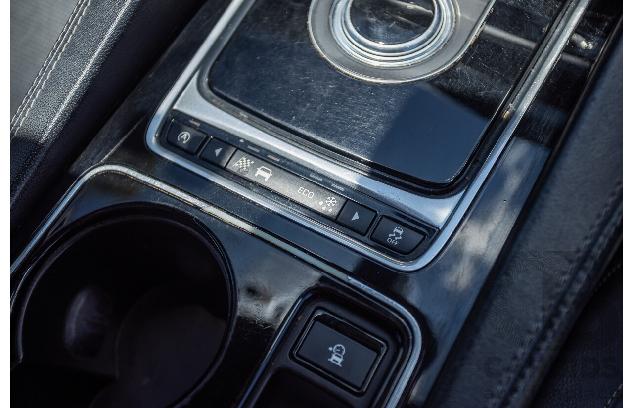 7/2016 Jaguar F-Pace 35t R-Sport (AWD) 4D Wagon Ammonite Grey Metallic Supercharged V6 3.0L